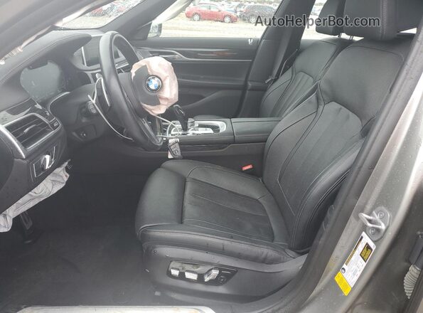 WBA7T2C04NCJ80812 2022 BMW 7 SERIES Silver წინა სალონის ხედი