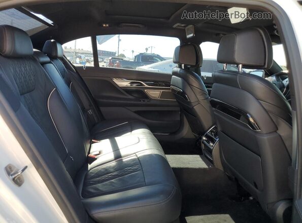 WBA7T2C08LCD59600 2020 BMW 7 SERIES White Widok tylnych siedzeń