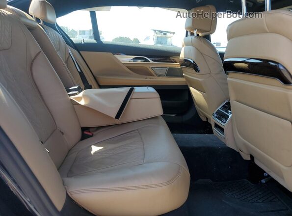 WBA7U2C07NCJ24747 2022 BMW 7 SERIES Blue Հետևի նստատեղերի տեսք