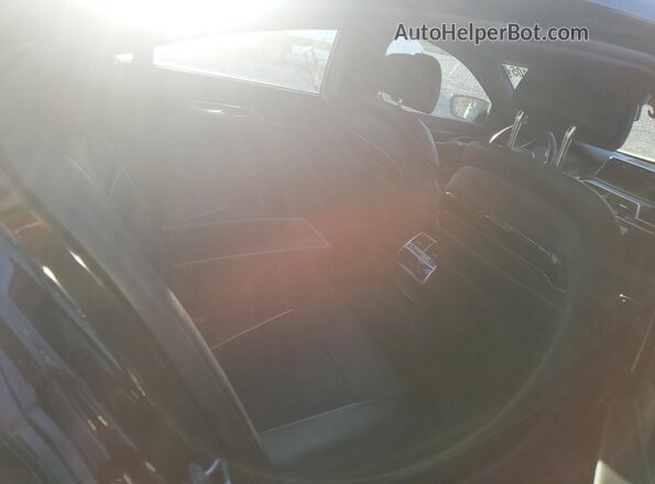 WBA7U2C08MCF89491 2021 BMW 7 SERIES Черный Вид задних сидений