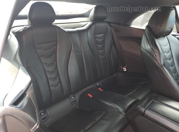 WBADZ2C06NCH09133 2022 BMW 8 SERIES White Widok tylnych siedzeń
