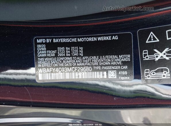 WBAFY4C03MCF29680 2021 BMW M8 Navy Շարժիչի բաժամունքի տեսք