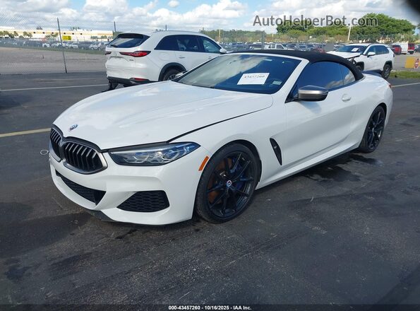 WBAFY4C07NCH97021 2022 BMW M8 White Przód lewy