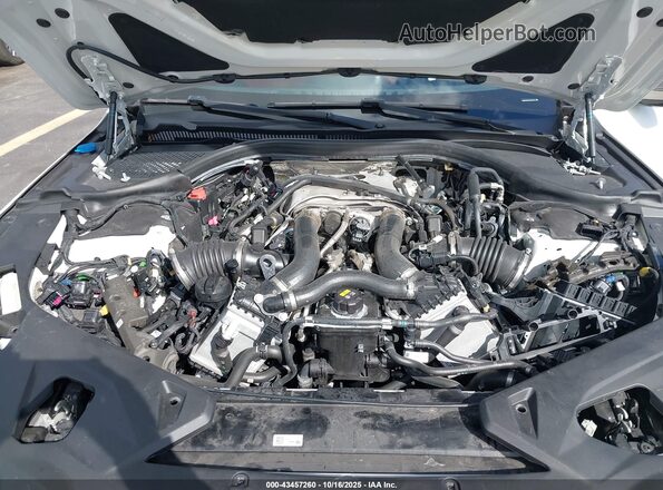 WBAFY4C07NCH97021 2022 BMW M8 White Widok z tyłu