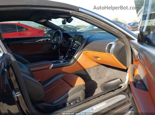 WBAFY4C55KBJ99097 2019 BMW M8 Черный Вид салона спереди