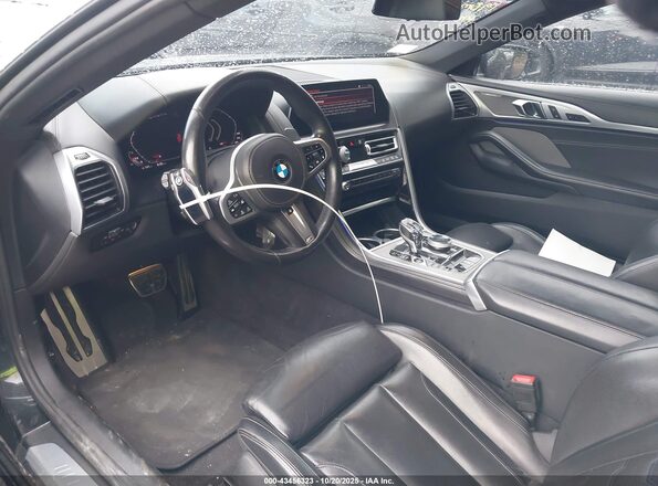 WBAFY4C59KBX39261 2019 BMW M8 Black Widok wnętrza z przodu
