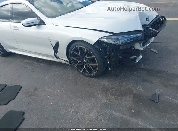 WBAGV2C0XRCR08889 2024 BMW 8 SERIES White წინა ხედი