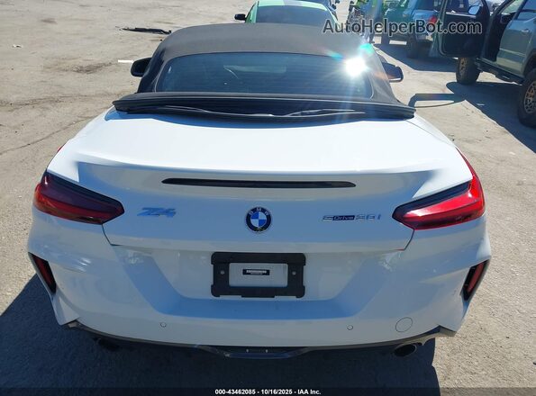 WBAHF3C02PWY11687 2023 BMW Z4 White 