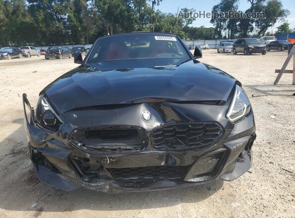 WBAHF3C02SWY44651 2025 BMW Z4 Black Դիմացի տեսք