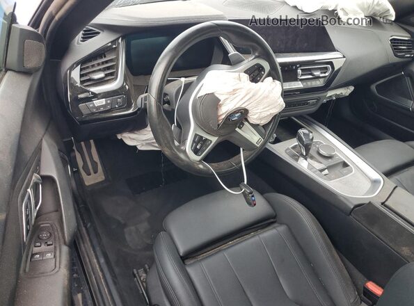 WBAHF9C07LWW33322 2020 BMW Z4 Синий Вид панели приборов