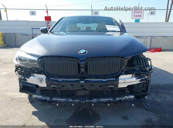 WBAJA9C05LCD36361 2020 BMW 5 SERIES Black Rear interior view