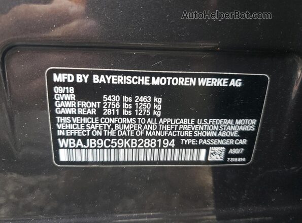 WBAJB9C59KB288194 2019 BMW M5 Black ძრავის განყოფილების ხედი