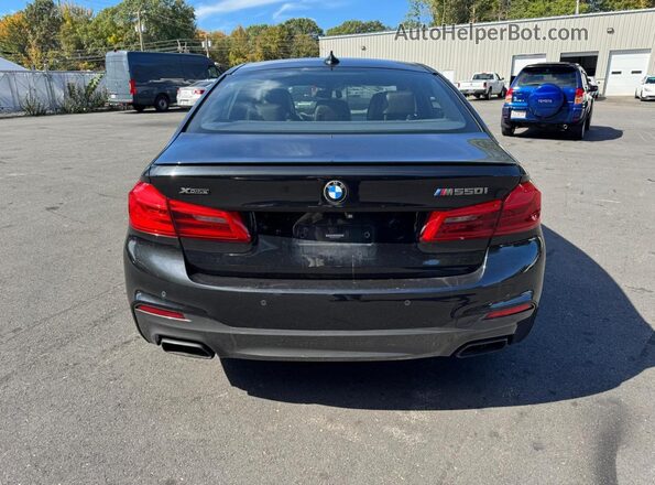 WBAJB9C5XJB035707 2018 BMW M5 Черный Вид салона спереди
