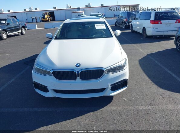 WBAJE7C34HG887610 2017 BMW 5 SERIES White Vista del cuadro de instrumentos