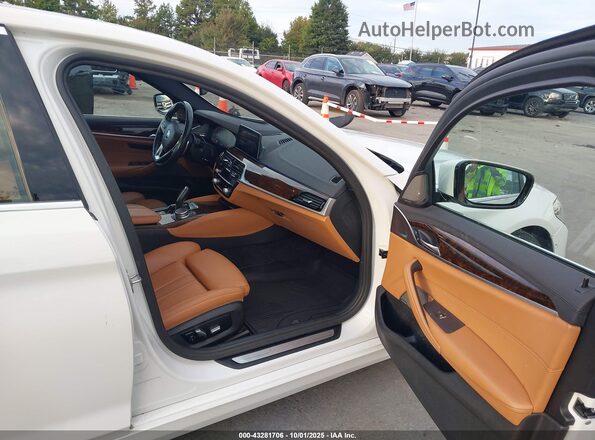 WBAJR3C01LWW69450 2020 BMW 5 SERIES White Սալոնի դիմացի տեսք