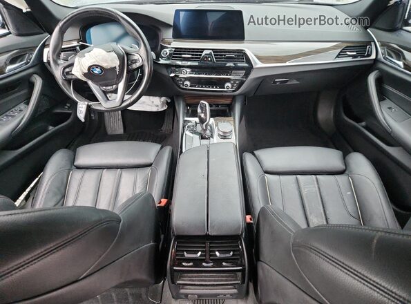 WBAJR3C03LWW65190 2020 BMW 5 SERIES Silver Vista del salpicadero