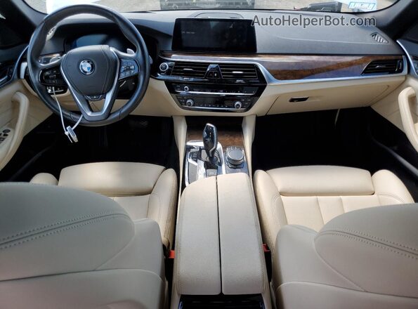 WBAJR7C05LWW80412 2020 BMW 5 SERIES Белый Вид панели приборов