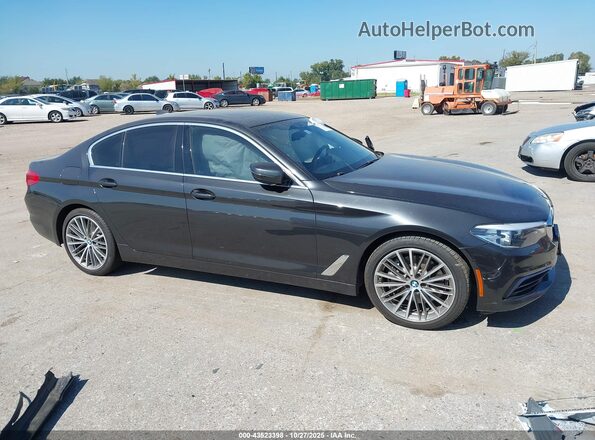 WBAJS1C08LCD37549 2020 BMW 5 SERIES Black უკანა სალონის ხედი