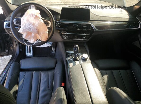 WBAJS3C04LCD63111 2020 BMW 5 SERIES Gray Widok deski rozdzielczej
