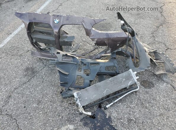 WBS33HJ06SFU45353 2025 BMW M3 Gray Engine compartment view
