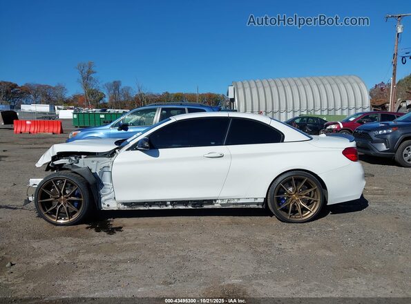 WBS3U9C59GP969285 2016 BMW M4 White 
