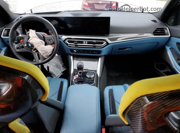 WBS43AY00PFP11653 2023 BMW M3 Gray Widok deski rozdzielczej
