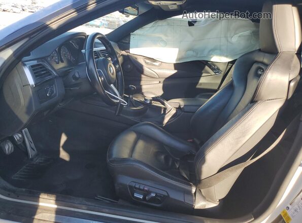 WBS4Y9C59JAC87772 2018 BMW M4 Blue Front interior view