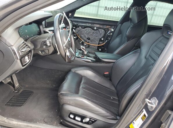WBS83CH06NCH65232 2022 BMW M5 Gray Vista interior delantera