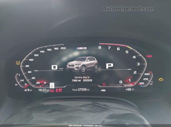 WBSAE0C0XLCD94929 2020 BMW M8 Gray Widok tylnych siedzeń