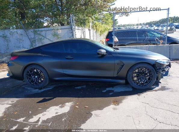 WBSAE0C0XLCD94929 2020 BMW M8 Gray Widok wnętrza 360 stopni