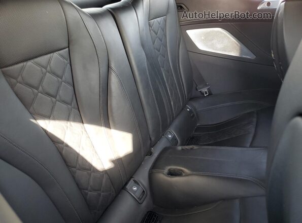 WBSDZ0C05LCD59037 2020 BMW M8 Charcoal უკანა სავარძლების ხედი