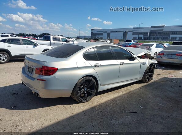 WBSFV9C59GD595742 2016 BMW M5 Silver Tył prawy