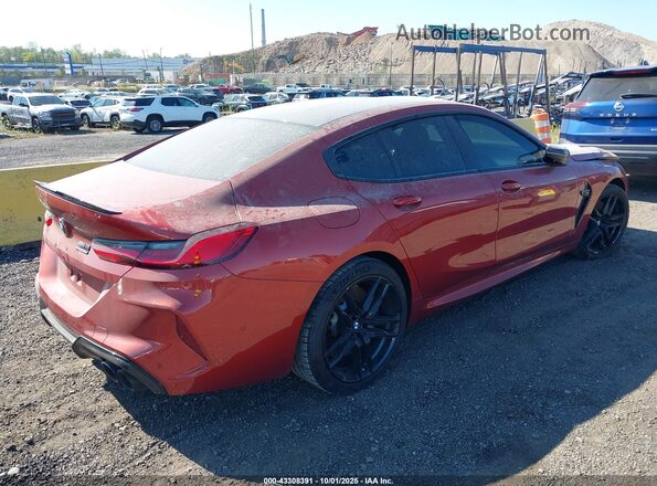 WBSGV0C00MCG30211 2021 BMW M8 Red Հետևի աջ