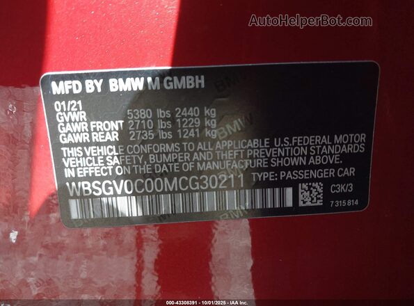 WBSGV0C00MCG30211 2021 BMW M8 Red Շարժիչի բաժամունքի տեսք