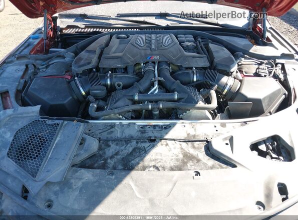 WBSGV0C00MCG30211 2021 BMW M8 Red Հետևի տեսք