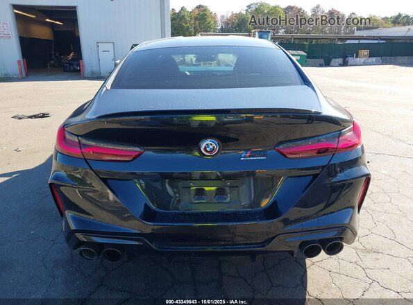 WBSGV0C09MCF13517 2021 BMW M8 Black 