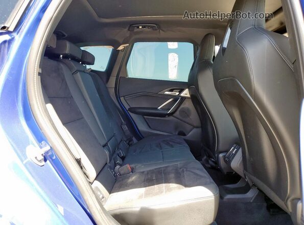 WBX13EF05S5169181 2025 BMW X1 Blue Vista interior trasera