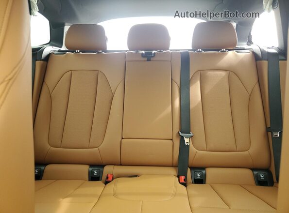 WBX47DP00PN190652 2023 BMW X3 White Вид задніх сидінь