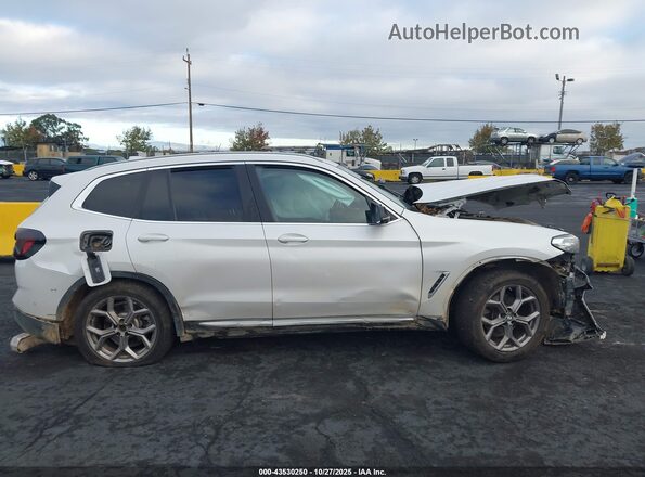WBX57DP08PN216239 2023 BMW X3 White Vista del salpicadero