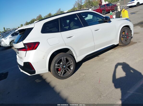 WBX73EF06S5344404 2025 BMW X1 White Rear right