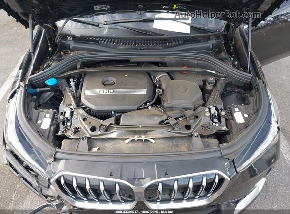 WBX73EF07R5Y42167 2024 BMW X1 Black Вид ззаду