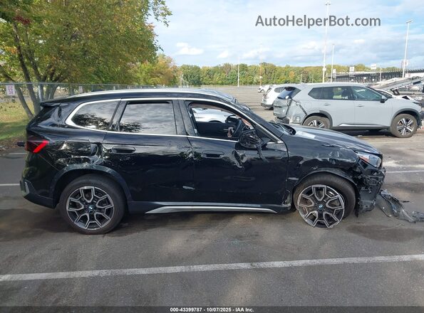 WBX73EF07R5Y42167 2024 BMW X1 Black Вид задньої частини салону