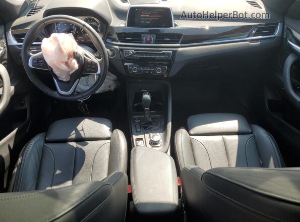 WBXHT3C32J5L30957 2018 BMW X1 White 