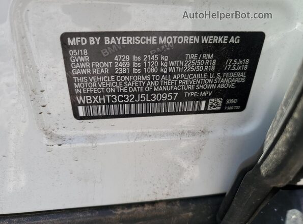 WBXHT3C32J5L30957 2018 BMW X1 White 