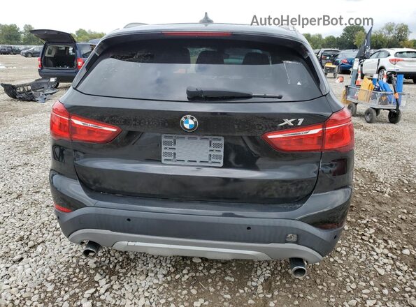WBXHT3C37J5K22401 2018 BMW X1 Black 
