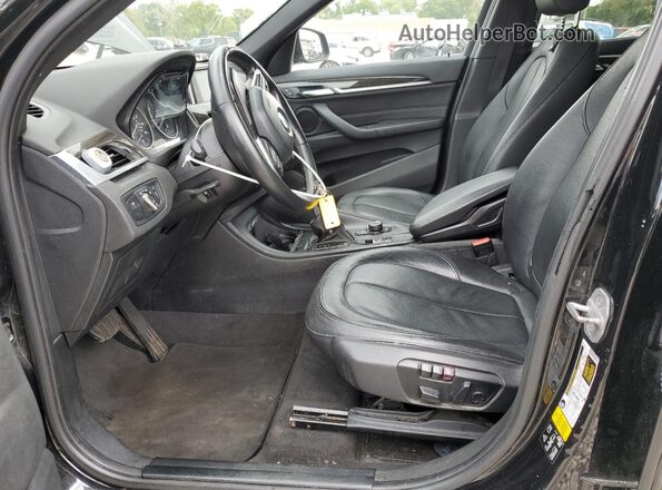WBXHT3C37J5K22401 2018 BMW X1 Black 