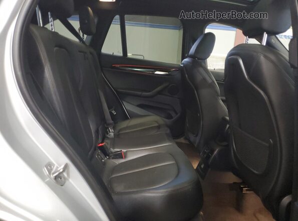 WBXHT3C38H5F84959 2017 BMW X1 Silver 