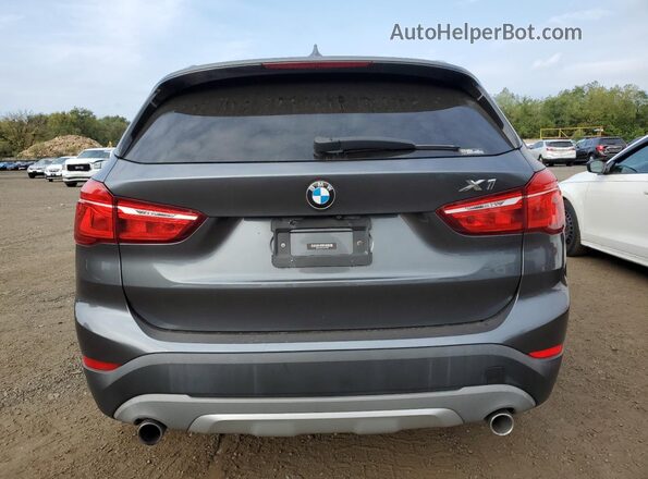 WBXHT3C38J5K22858 2018 BMW X1 Gray 