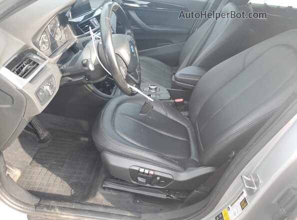 WBXHT3C3XJ5K31531 2018 BMW X1 Silver 