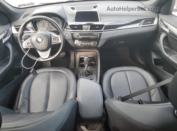 WBXHT3C3XJ5K31531 2018 BMW X1 Silver 